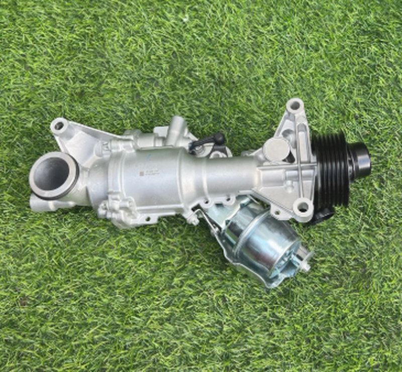 Помпа от Mercedes Benz M274